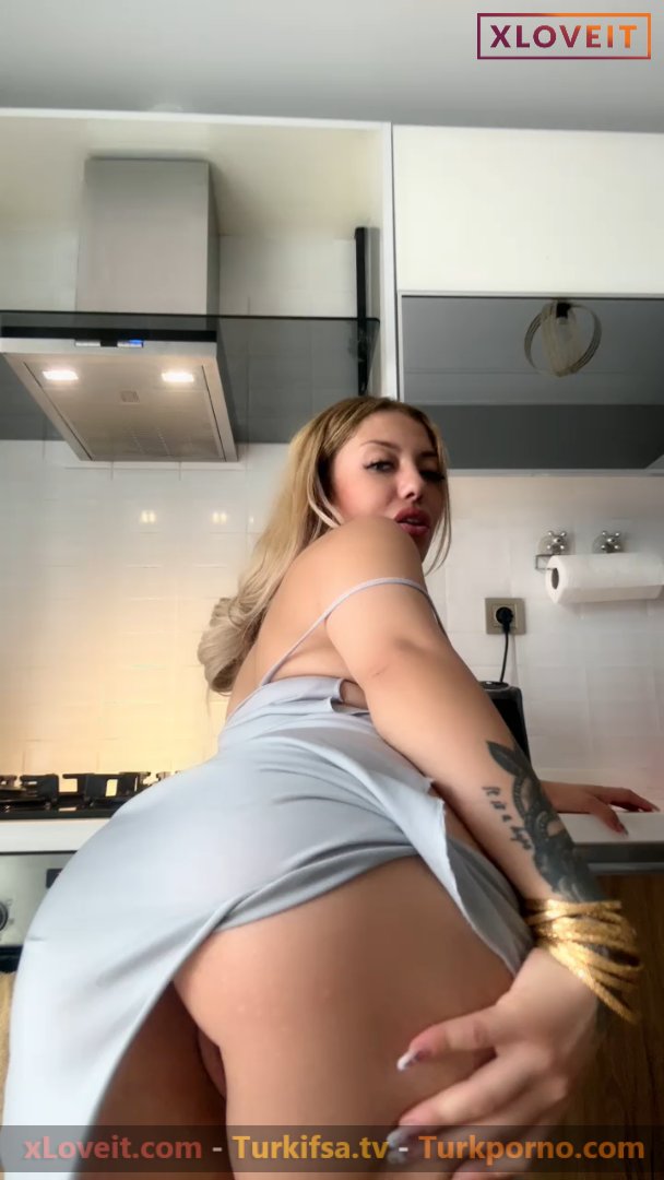 Açelya ifsa Bedenini ergilemek için mutfağın her yerini kullandı