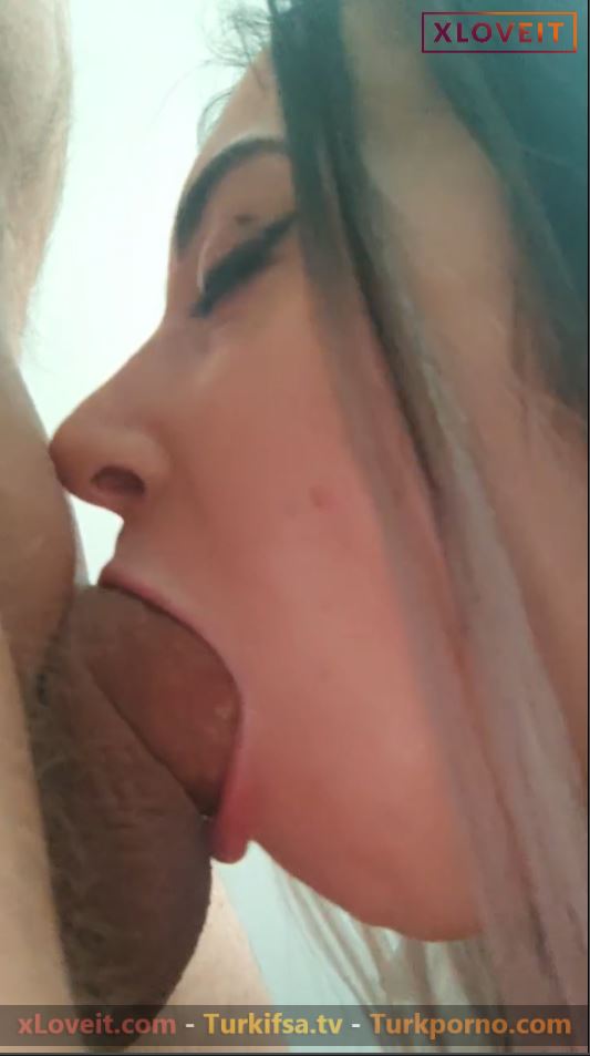 Türk Sakso Rana ağzına alıp sertleştirmeye çalıştı